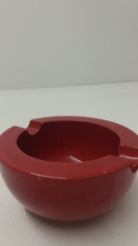 Setje asbakken in rood 311 en 312 / Set ashtrays in red 311 and 312