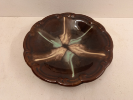 Germany schaal  bruin met ster 540-4  / Germany plate brown with star 540-4