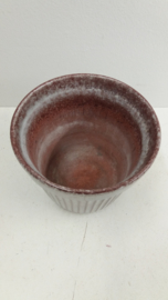 Mooi bloempotje van West-raven nr. 433A / Nice planter by West-raven nr. 433A
