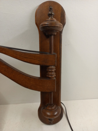Schaarlamp met mooie houten afwerking / Scissor lamp with lovely wood finish