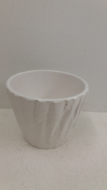 Bloempot in wit nummer 2025-1/2 Erica / Planter in white number 2025-1/2 Erica
