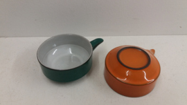 Retro soepkommen in groen en oranje / Retro soup bowls in green and orange