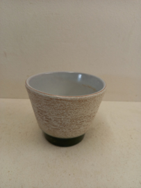 Bloempotten grove structuur groen nr. 2117 4x / Planters with coarse relief  nr. 2117 4x