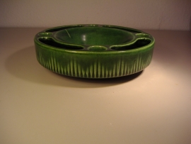 Bloemensteker in oud groen 20 cm. / Flower plug in old green 7.9 inch.
