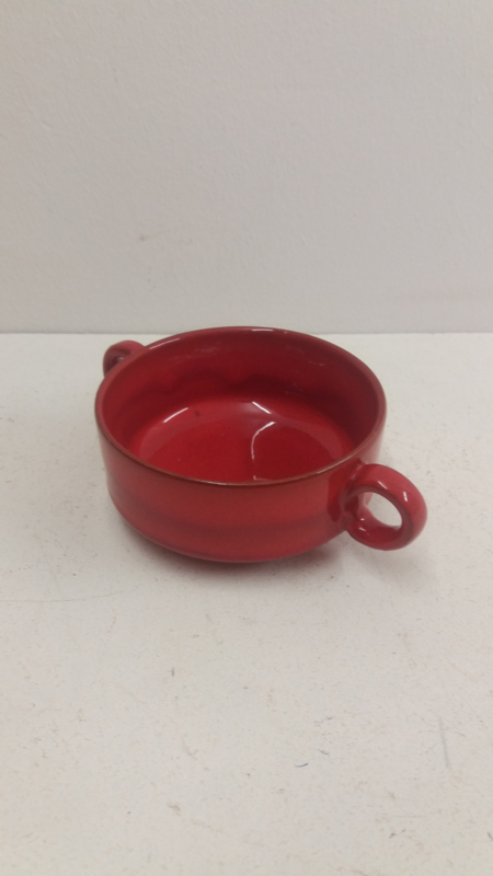 Belichamen Verkleuren leeftijd Rode soepkom met oortjes / Rode soup bowl with handles | Servies goed /  China | nanda ceramics retro orange