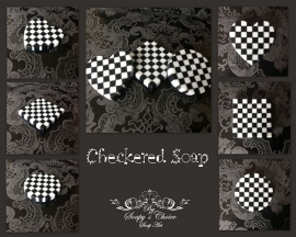 Checkered mold