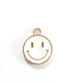 Bedel smiley wit goud 11x14 mm