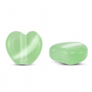 Glaskraal groen licht cat's eye hart 6 mm 3 stuks