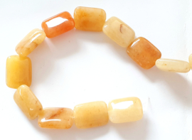 Natuursteen kraal geel wit Yellow Jade 13x18 mm