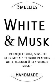 White & Musk Smellies geurkaars  50 Branduren