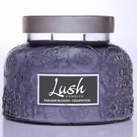 Paradise Blossom Cedarwood geurkaars Lush Cheerful Candle 567 gram