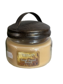 Chestnut Hill Fresh Baked Bread 2 wick Candle 284 Gr