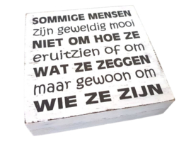 Tekstblok  Sommige mensen .. antique White