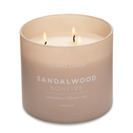 Sandalwood Bonfire Colonial Candle Pop Of Color sojablend geurkaars  411 g