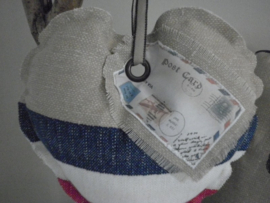 PTT post kussen hart handgemaakt – nostalgisch decoratie 18x18 cm