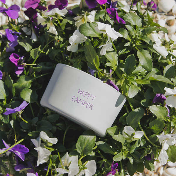 🕯️ Buitenkaars Happy Camper - Frisse geur voor lange zomeravonden