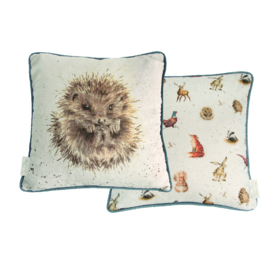 Wrendale Designs Awakening Hedgehog (Egel)  kussen    40 x 40 CM