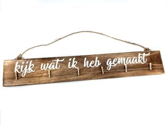 Plankje voor knutsels met tekst ‘kijk wat ik heb gemaakt’ Hout  56x10 cm