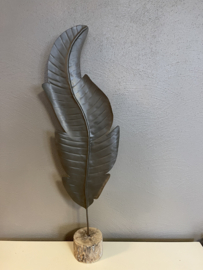 Ornament veer op voet metaal  66x20 cm