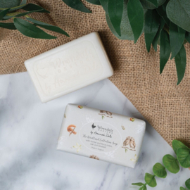 Wrendale Designs Soap Bar 'Woodland' – Eikenhout & Hyacint