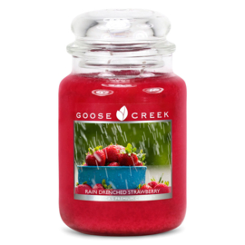 Rain Drenched Strawberry Goose Creek Geurkaars  Large Jar