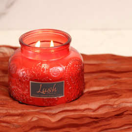 Cheerful Candle Large Geurkaars  Saffron Sumatra Nutmeg Vanilla  20 Oz Lush Rood