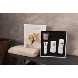 Sweet Grace Wellness Bridgewater Candle  in Luxe kadobox