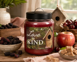 Mulberry (Label Love is Kind) geurkaars-​Goose Creek Candle Artwork Large Jar 680 gram