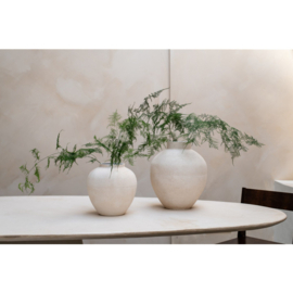 Vaas Lune  metaal gebroken wit – Home Society  28,5 x 28 x 28 cm