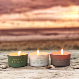 My Flame buitenkaars ‘Enjoy long fun summer nights’ – Bella Citronella (Citrus & Vanille)