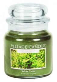 White Cedar Village Candle  Geurkaars  105 Branduren