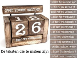 Kalender blok met verwisselbare teksten naturel hout