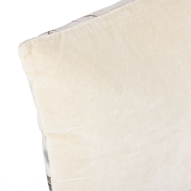 Kussen velvet hert 45 x 45 cm winterse sfeer met comfort