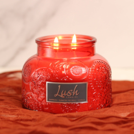 Cheerful Candle Large Geurkaars  Saffron Sumatra Nutmeg Vanilla  20 Oz Lush Rood