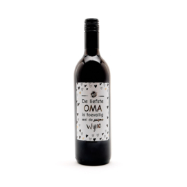 Fles Rode wijn Met tekst 'De liefste Oma is toevallig de mijne' Merlot   0.75l