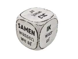 Dobbelsteen  Tekst: jij wast af, ik was af, samen wassen we af