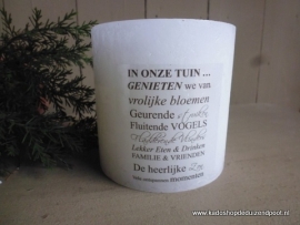 Witte Kaars In onze tuin