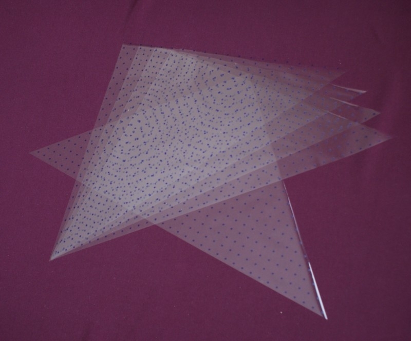 Handgesneden plastic driehoeken voor henna cones, 5 stuks