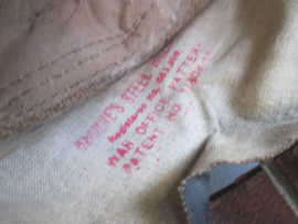 British brodie helmet 2nd pattern, nicely marked, with the red brodie helmet stamp maker is FS-160. Engelse helm WO1 nog in de originele kleur, worden steeds moeilijker te vinden in deze staat en zijn nu redelijk zeldzaam.