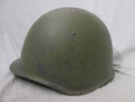 Russian helmet SSH-39. Russische helm 1940. zeldzame helm in een nette staat. is tijdens WO2 ook gebruikt bij de luftschutz, als buitgemaakte helm, blauwe kleur van binnen. helm met historie, genummerd.