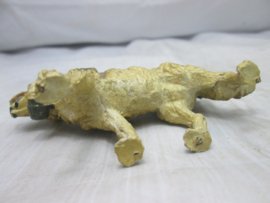 Hond Dog st. Bernhard met dranktonnetje.