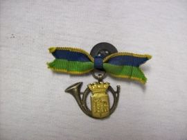Italian button badge Military. Italiaanse draag medaille oud militairen