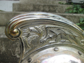 British Merry Weather fire brigade officers helmet from the fire Brigade association. Engelse officiers brandweerhelm met herinneringsembleem van de Fire Brigade association geemailleerd. TOP stuk