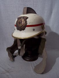 Dutch firehelmet officer, 1960-1980. Brandweerhelm officier compleet jaren 70.