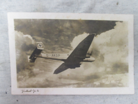 Duitse postkaart met heinkel vliegtuig, luftwaffe.