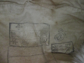 Japanese winter fur cap, nice condition. Japanse winterhoed van konijnenbont, mooi gemarkeerd met Japanse ster aan de voorkant. bijzonder stuk.