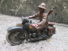 Belgium soldier on motor duo sit. Belgische soldaten op motorfiets zeldzaam stuk.