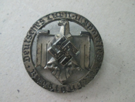 German tinnie, rally badge, Duitse tinnie Deutsches Turn und sportfest BRESLAU 1938 made by Asmann. Tinnie gemaakt door asmann Sportevenement.