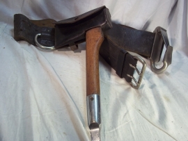 firemans belt with hook and axe, Brandweerriem met haak en bijl