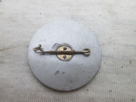 German tinnie, rally badge, Duitse tinnie Krefeld- Uerdingen - Adolf Hitler Rheinbrücke. 1936. Plastic tinnie.